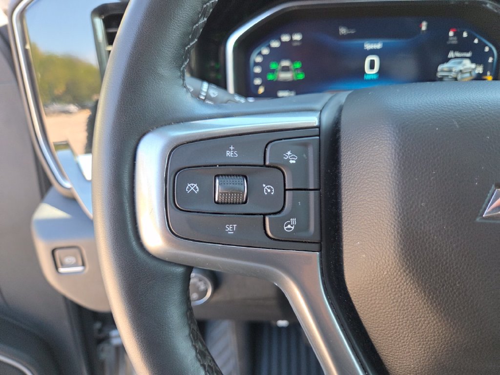 Used 2023 Chevrolet Silverado 1500 LT AWD/4WD image 32