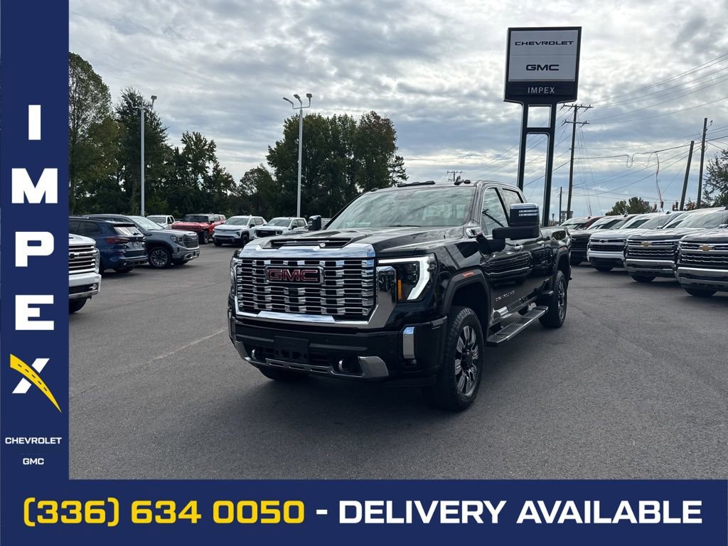 Used 2024 GMC Sierra 3500 Denali image 1