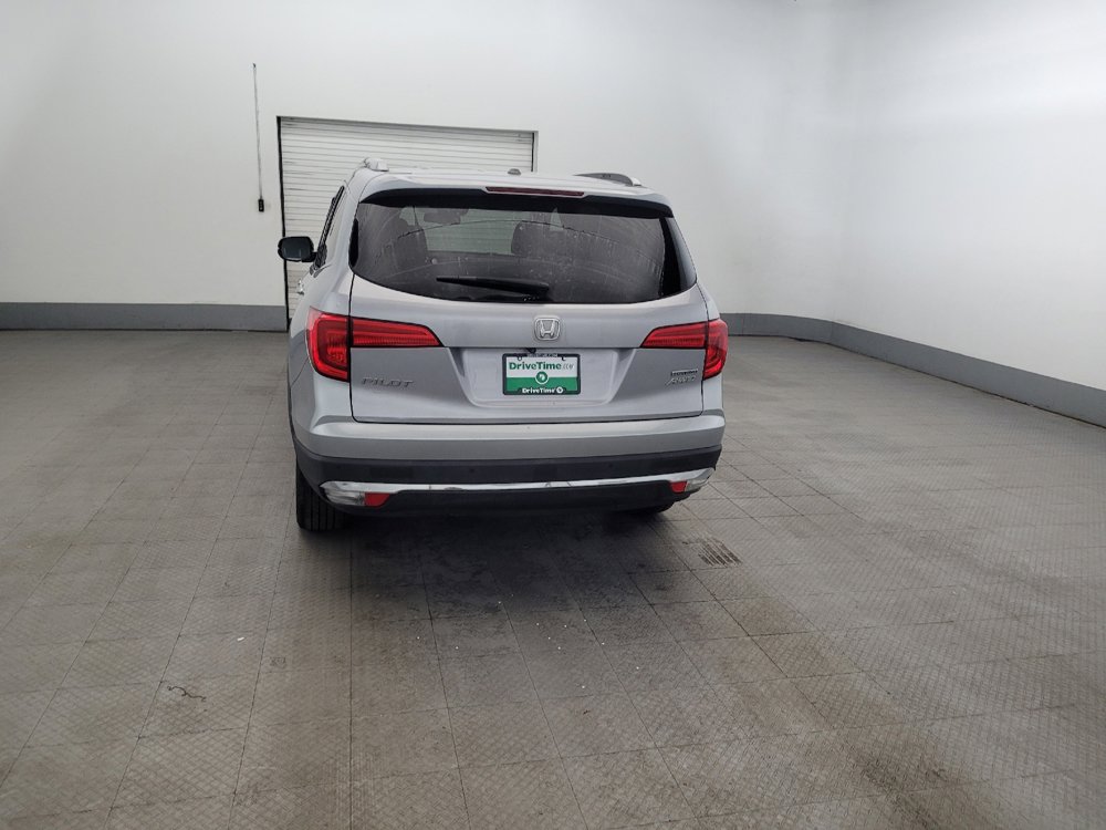 Used 2018 Honda Pilot Touring image 6