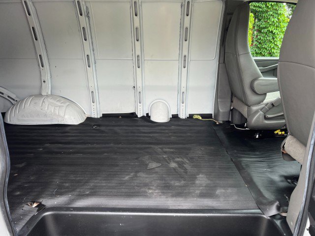 Used 2019 GMC Savana 2500 w/ Driver Convenience Package image 29