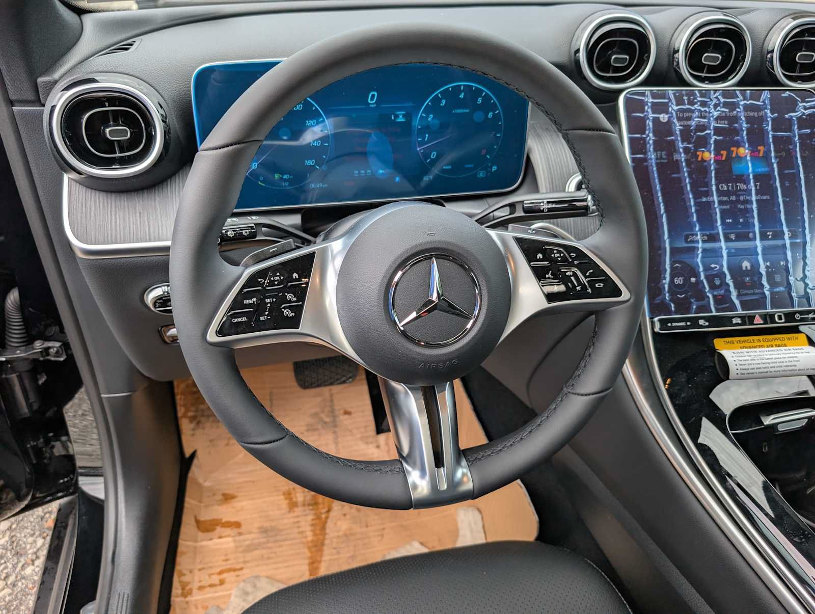 New 2026 Mercedes-Benz GLC 300 4MATIC image 27