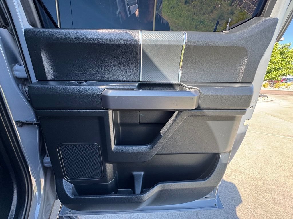 Used 2019 Ford F150 XLT w/ Equipment Group 302A Luxury AWD/4WD image 32