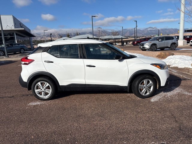 Used 2018 Nissan Kicks S image 11