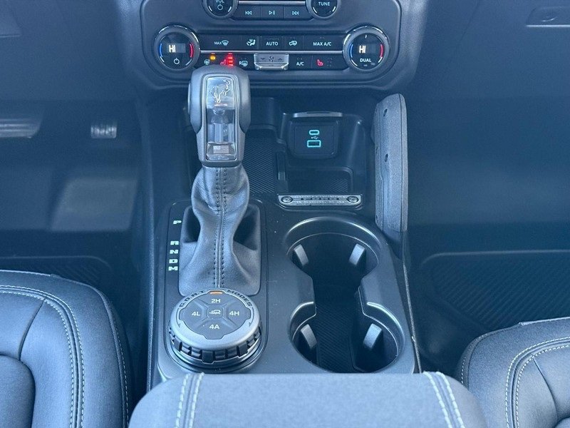 New 2025 Ford Bronco Badlands w/ Sasquatch Package image 9