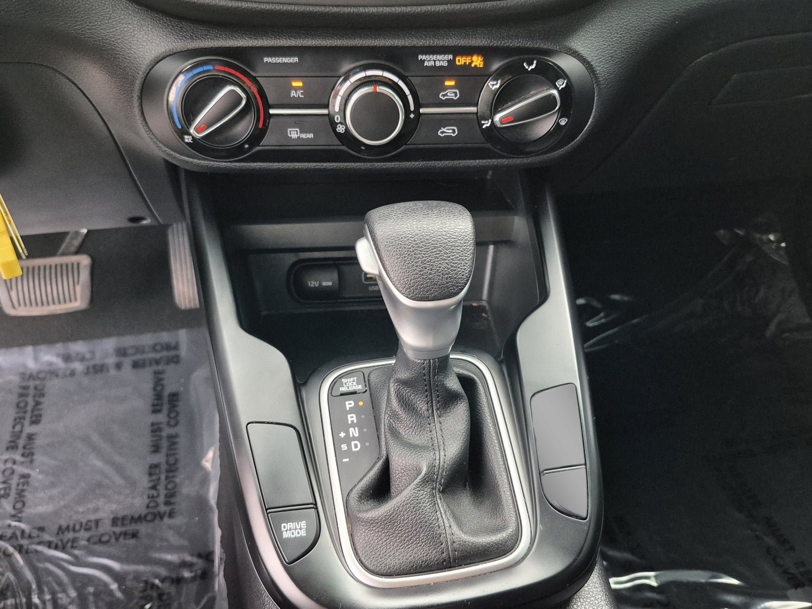 Used 2023 Kia Soul LX FWD image 25