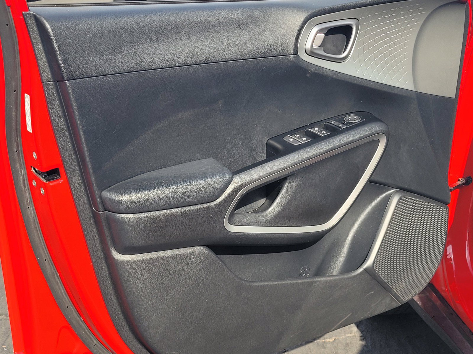 Used 2021 Kia Soul LX FWD image 17