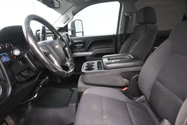 Used 2015 Chevrolet Silverado 2500 LT AWD/4WD image 16