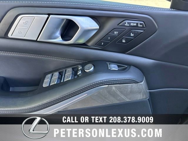 Used 2021 BMW X7 xDrive40i w/ M Sport Package AWD/4WD image 26