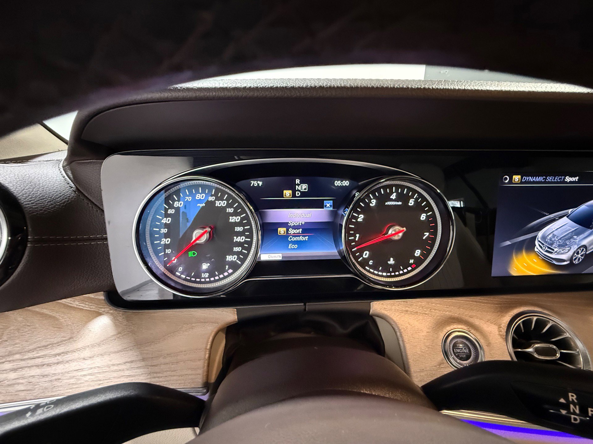 Used 2018 Mercedes-Benz E 400 4MATIC Coupe image 38