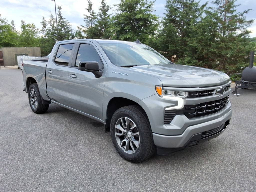 Certified 2024 Chevrolet Silverado 1500 RST AWD/4WD image 3