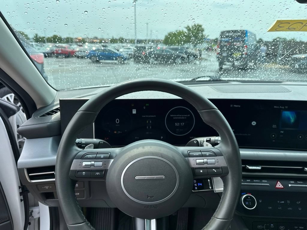 Used 2025 Hyundai Sonata SEL FWD image 8
