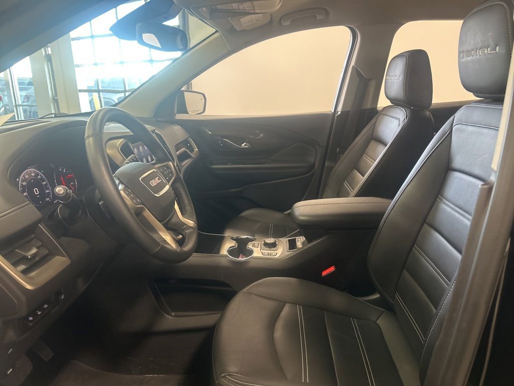 Used 2023 GMC Terrain Denali image 11