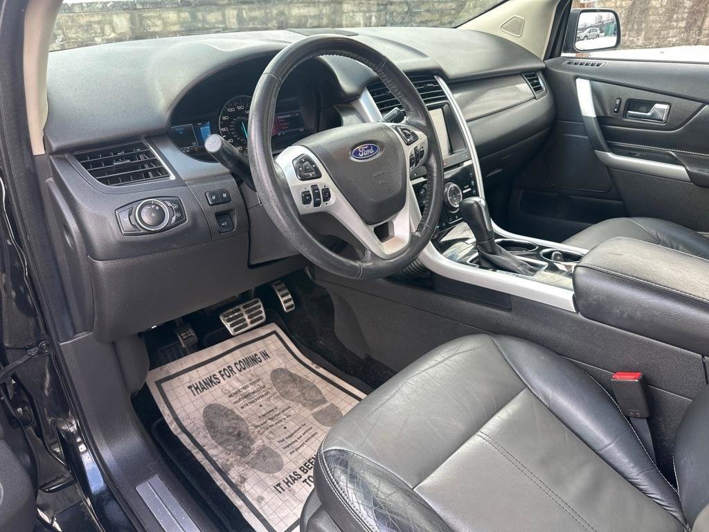 Used 2013 Ford Edge Sport w/ Driver Entry Pkg image 34