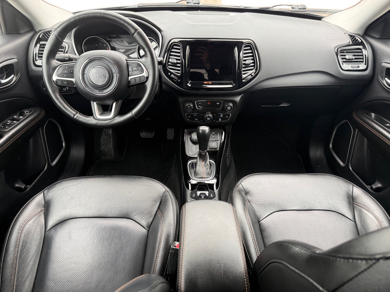 Used 2018 Jeep Compass Limited w/ Navigation Group AWD/4WD image 14