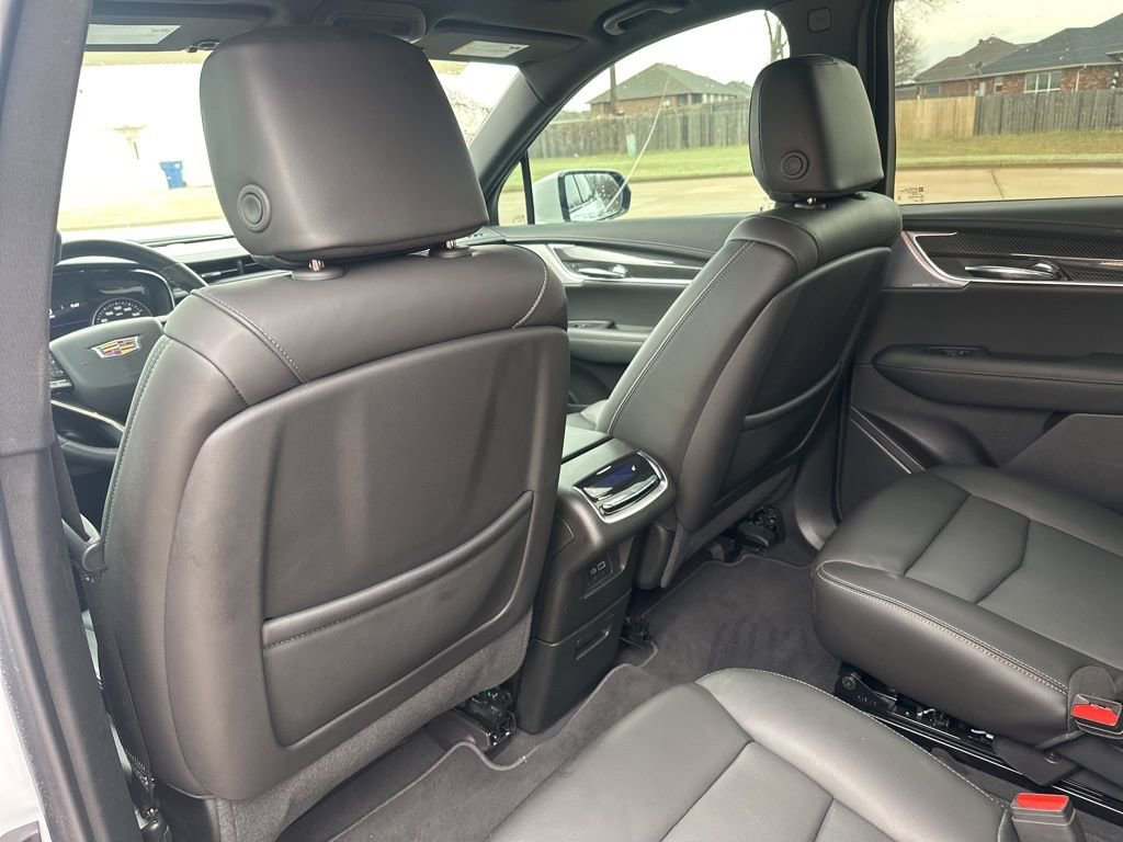 Certified 2025 Cadillac XT6 Sport w/ Technology Package image 35