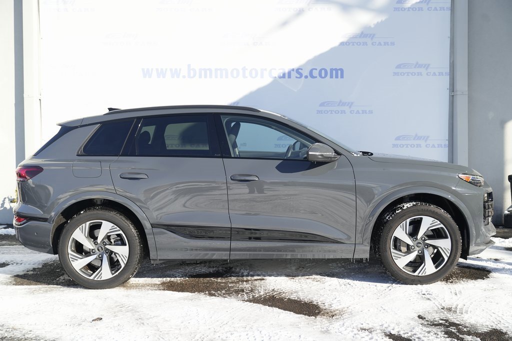 Used 2025 Audi Q6 e-tron Premium Plus w/ Premium Plus image 7