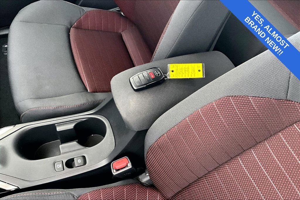 Used 2026 Toyota Corolla SE image 14