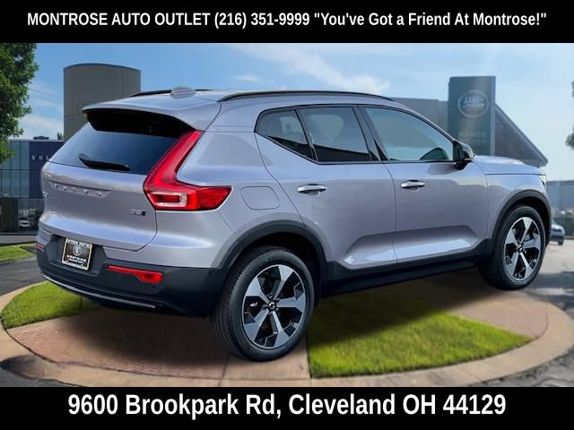 New 2026 Volvo XC40 B5 Plus w/ Protection Package Premier AWD/4WD image 7