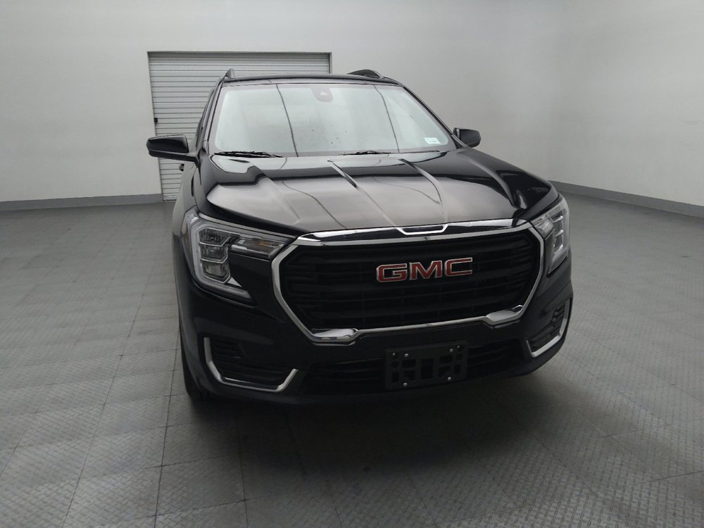 Used 2023 GMC Terrain SLE w/ Driver Convenience Package image 14