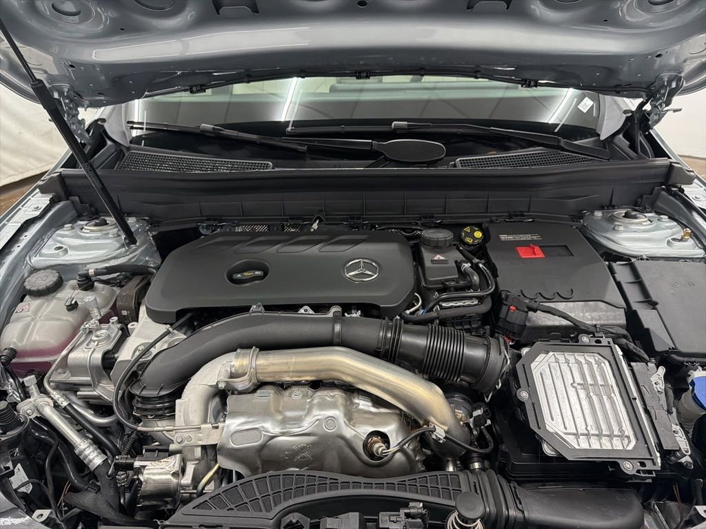 New 2026 Mercedes-Benz GLB 250 image 31