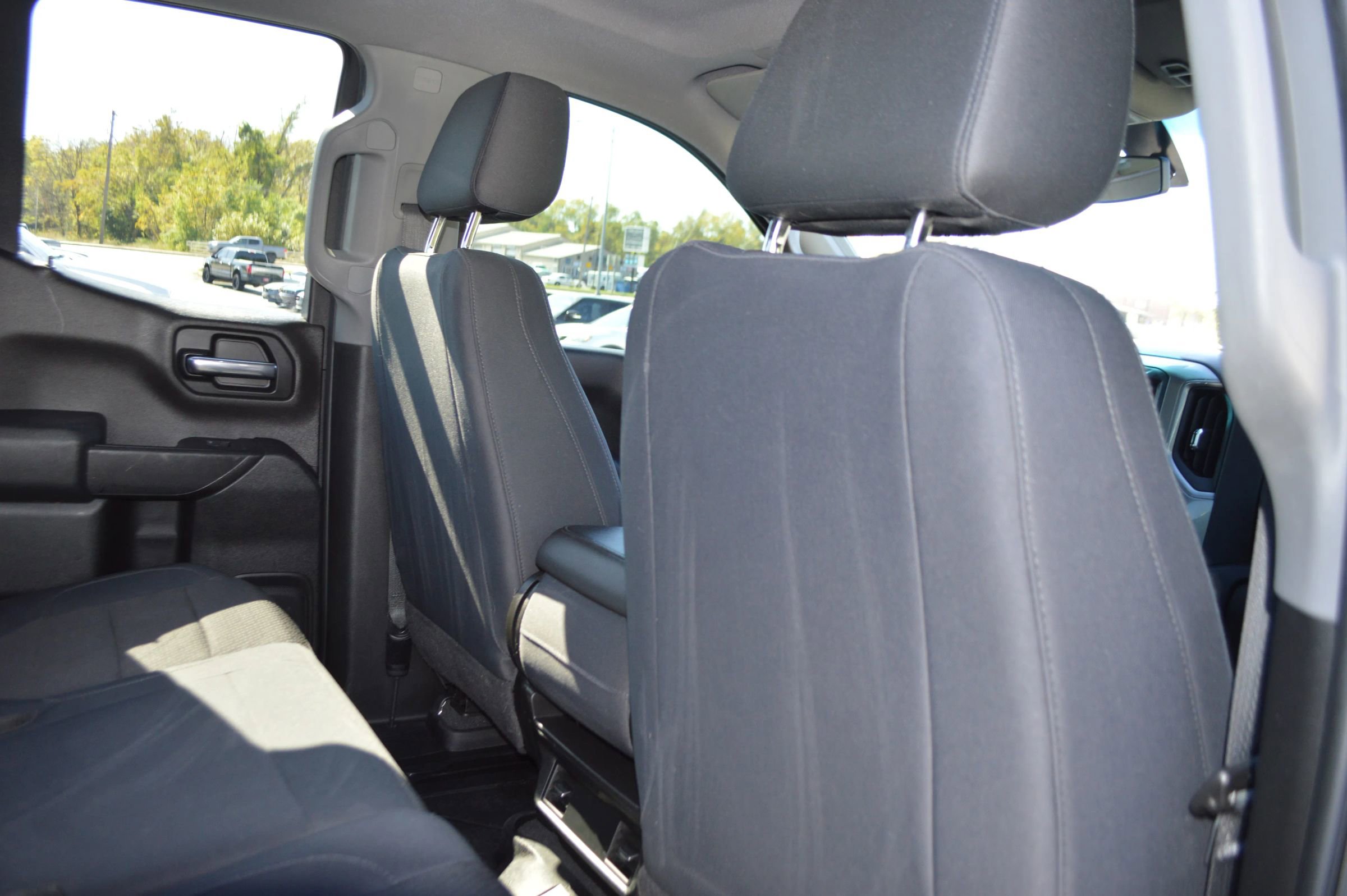Used 2019 Chevrolet Silverado 1500 Custom Trail Boss w/ Custom Convenience Package image 26