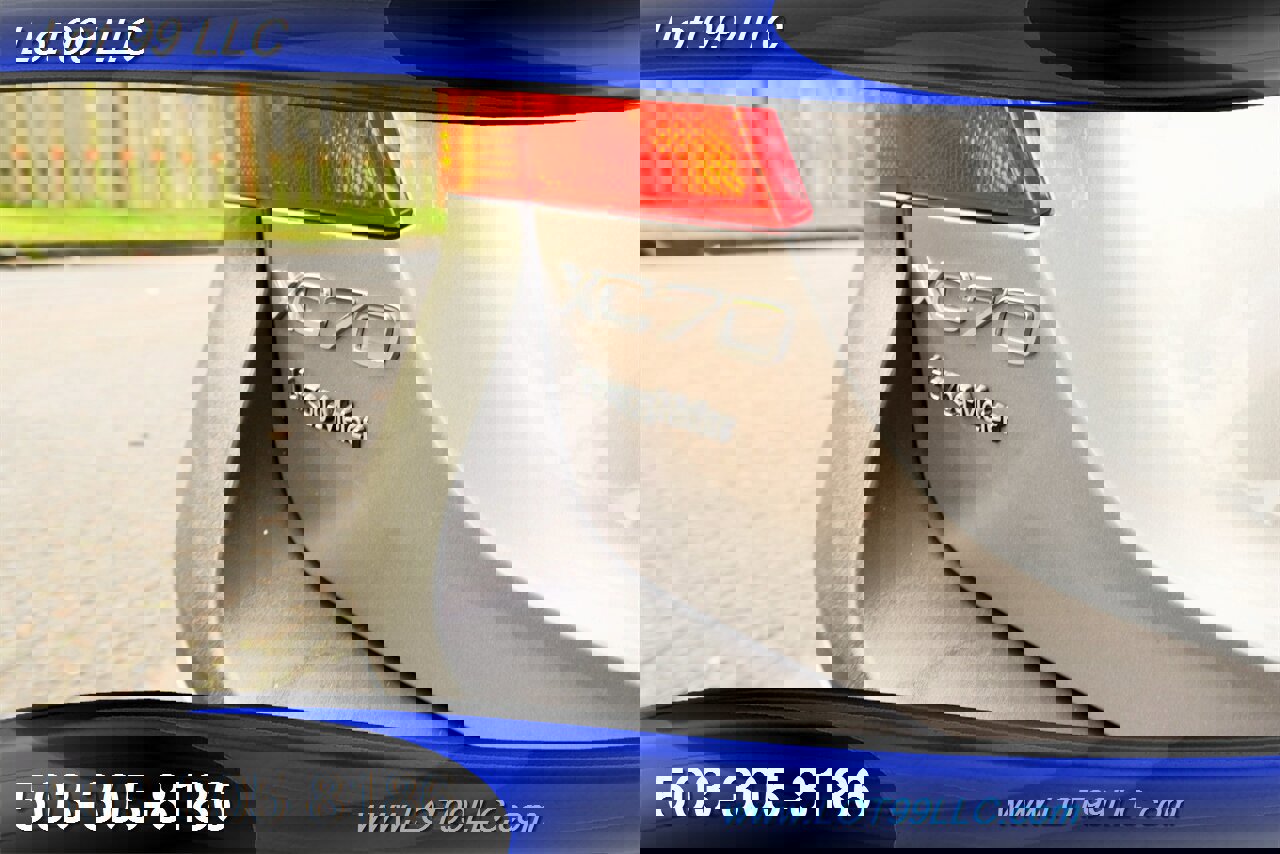 Used 2010 Volvo XC70 T6 image 32