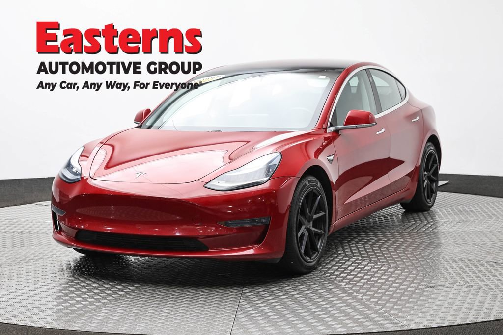 Used 2018 Tesla Model 3 Performance image 1