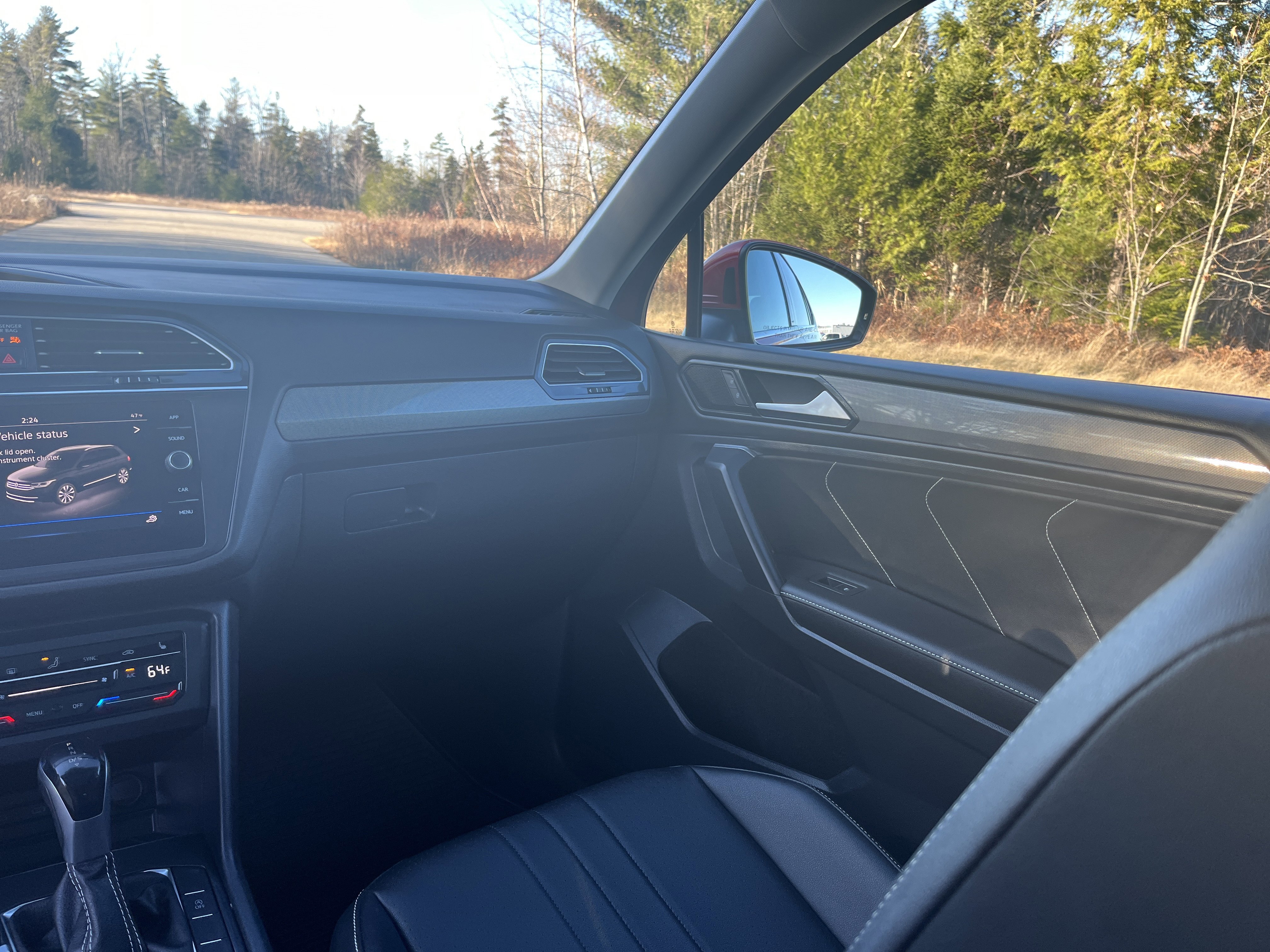 Used 2023 Volkswagen Tiguan SE image 19