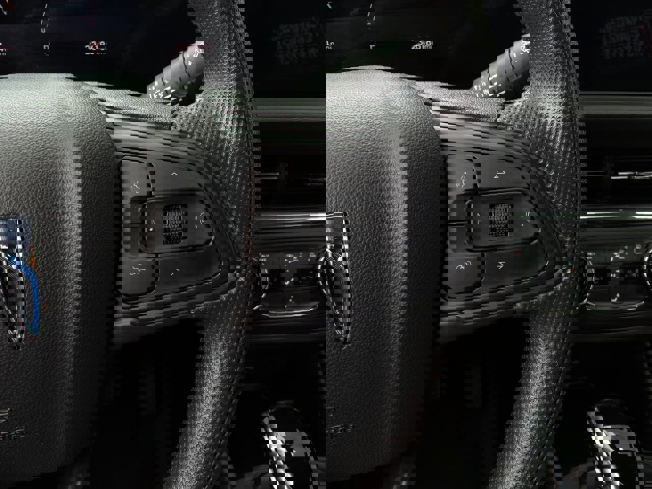 Used 2025 Buick Envista Preferred image 34