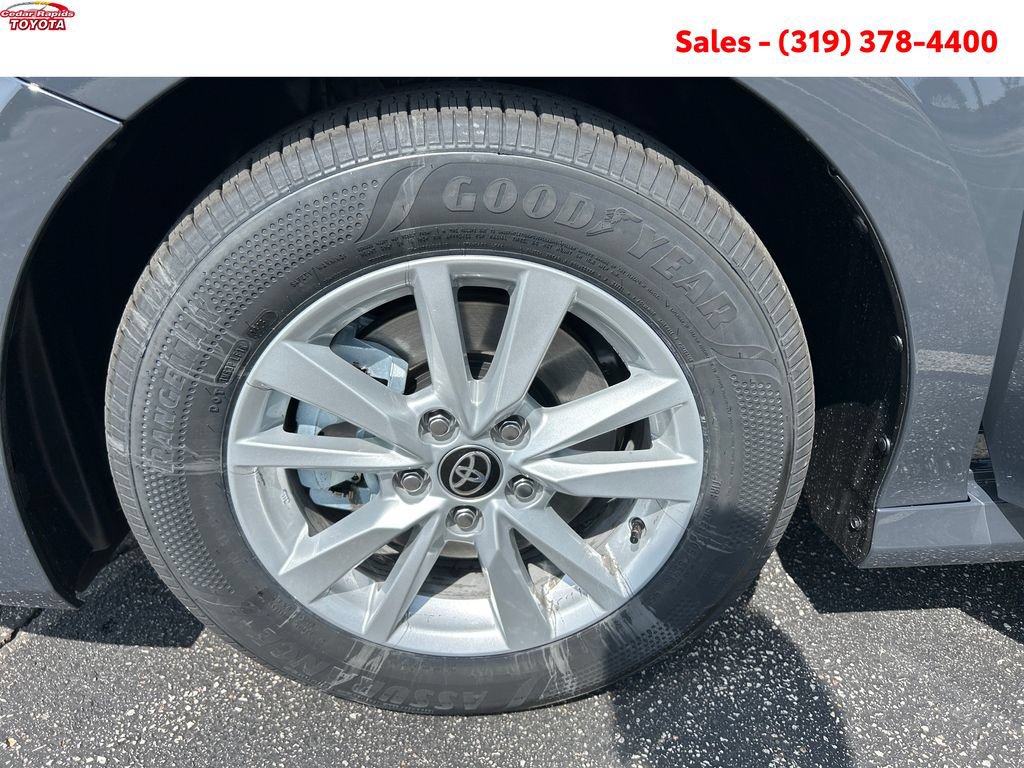 New 2026 Toyota Camry Hybrid AWD/4WD image 20