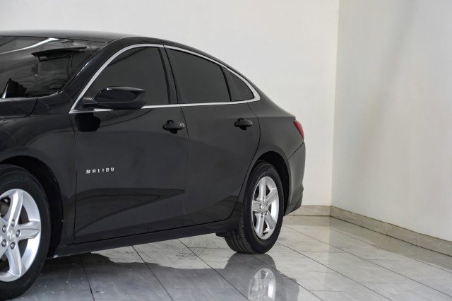 Used 2021 Chevrolet Malibu LS image 43