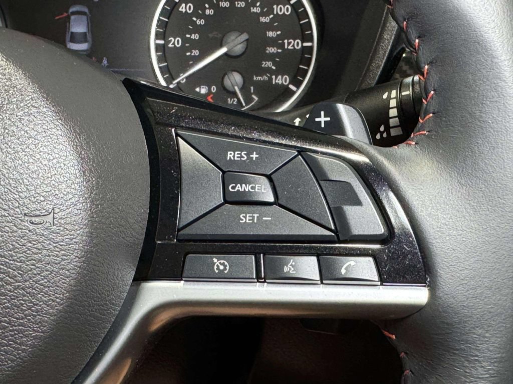 Used 2025 Nissan Altima 2.5 SR w/ SR Premium Package AWD/4WD image 12