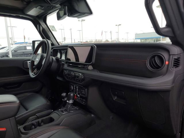 Used 2024 Jeep Wrangler Unlimited Rubicon image 28