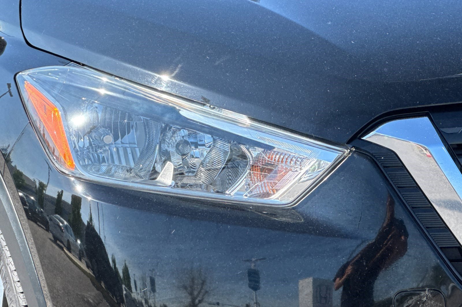 Used 2019 Nissan Kicks SV image 10