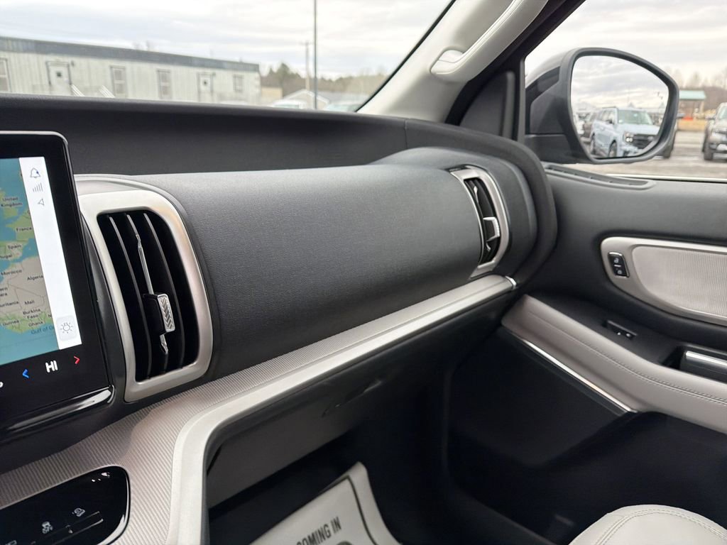 New 2026 Ford Expedition Active AWD/4WD image 25