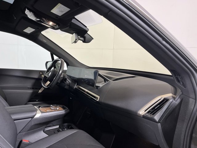 Used 2023 BMW iX xDrive50 w/ Ultimate Package 2 image 23