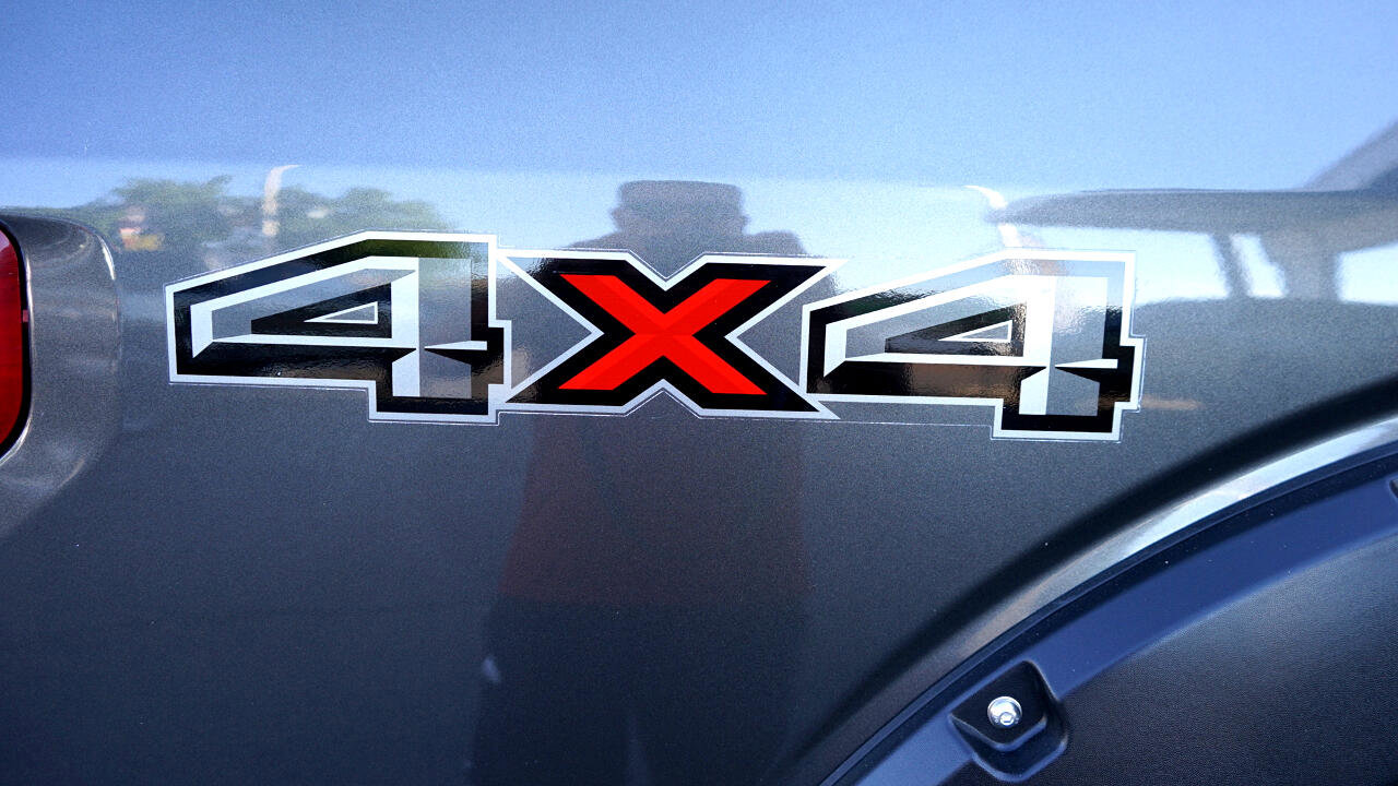 Used 2016 Ford F150 XLT image 4