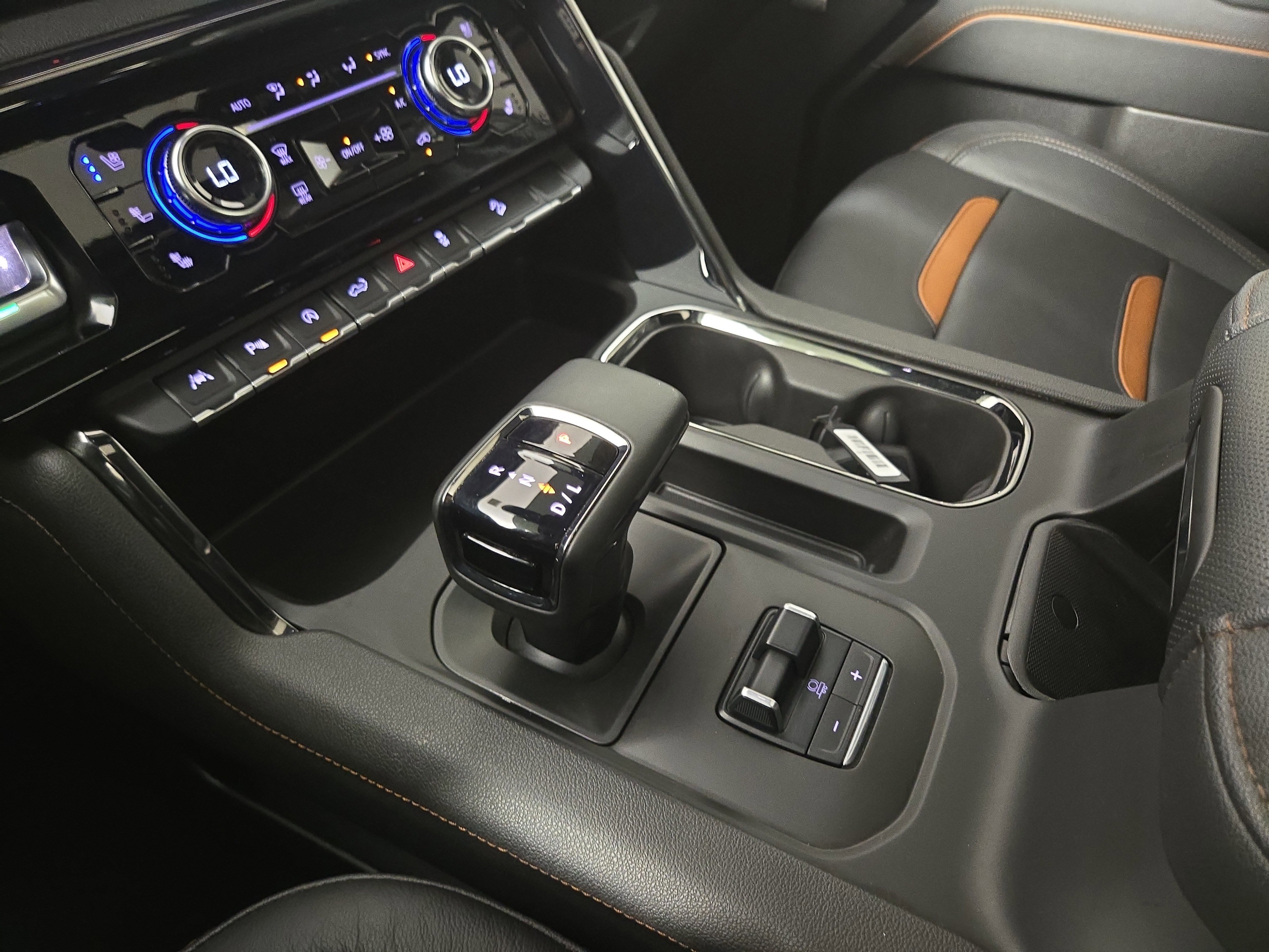 Certified 2024 GMC Sierra 1500 AT4 w/ Technology Package AWD/4WD image 24