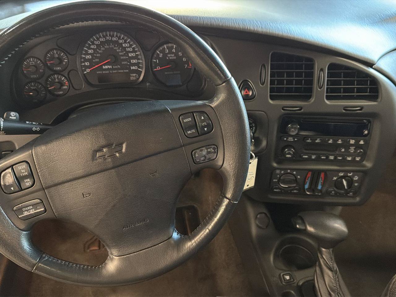 Used 2003 Chevrolet Monte Carlo SS w/ Mirror Group FWD image 20