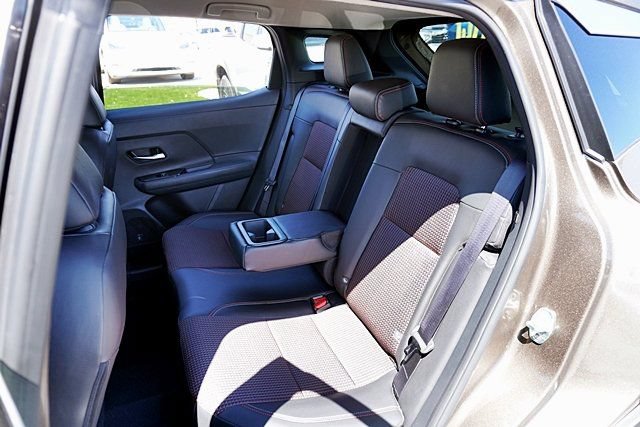 New 2026 Nissan Kicks SR w/ Cold Weather Package FWD image 23