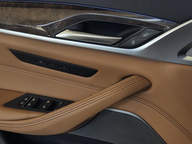 Used 2019 BMW 540i w/ Executive Package RWD image 17