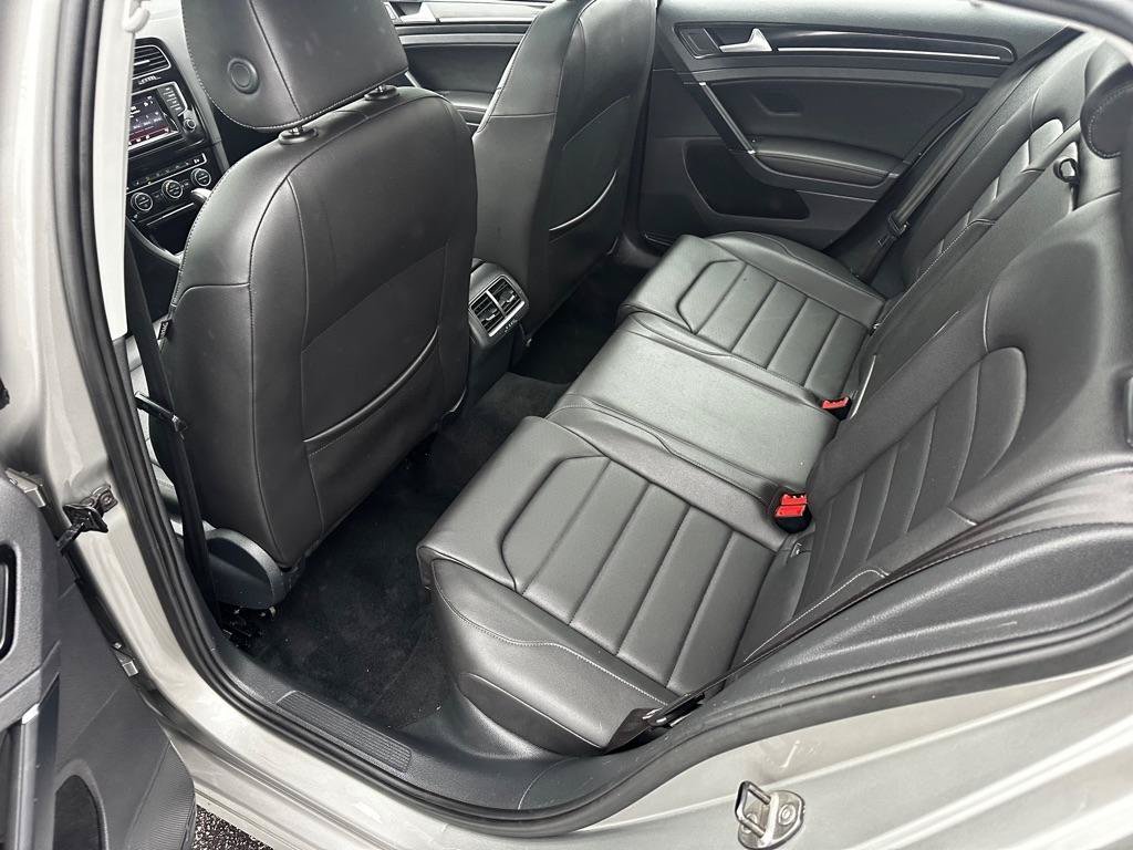Used 2015 Volkswagen Golf TDI SEL w/ Lighting Package (SEL) FWD image 10