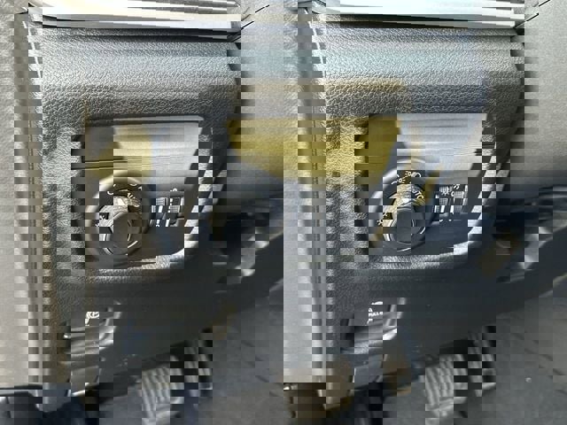 Used 2023 Jeep Grand Cherokee Altitude image 17