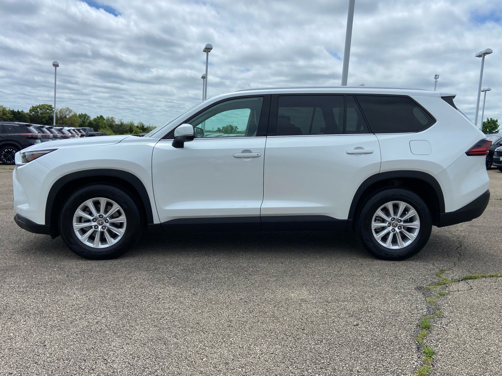 Used 2025 Toyota Grand Highlander AWD image 8