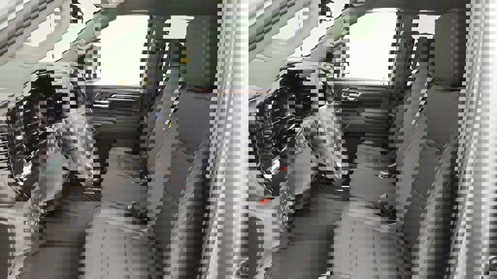 Used 2024 Chevrolet Silverado 2500 LT w/ Z71 Off-Road Package image 20