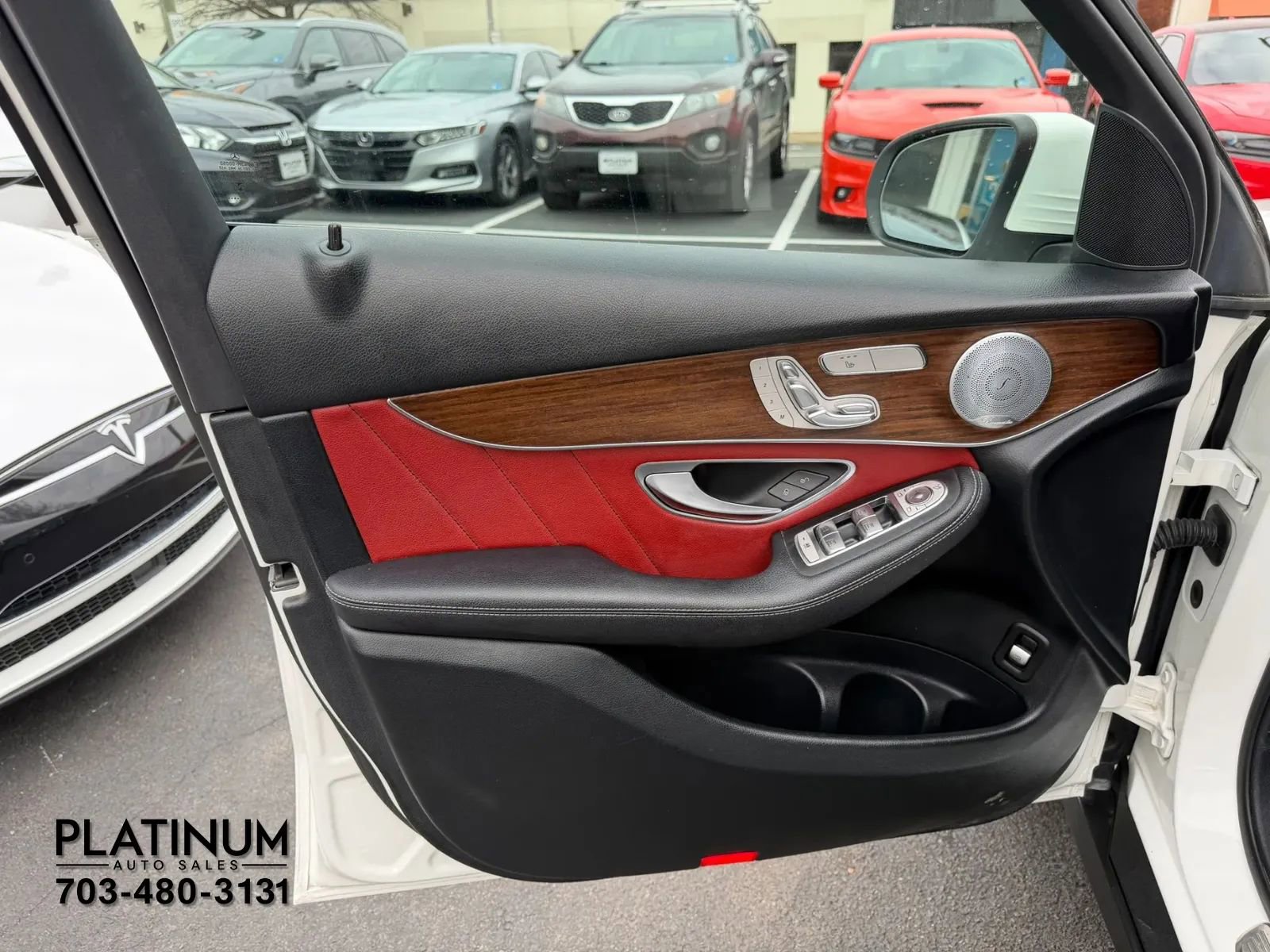 Used 2021 Mercedes-Benz GLC 300 4MATIC image 18