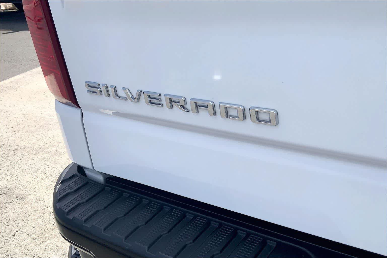 Used 2025 Chevrolet Silverado 1500 W/T w/ WT Value Package RWD image 7