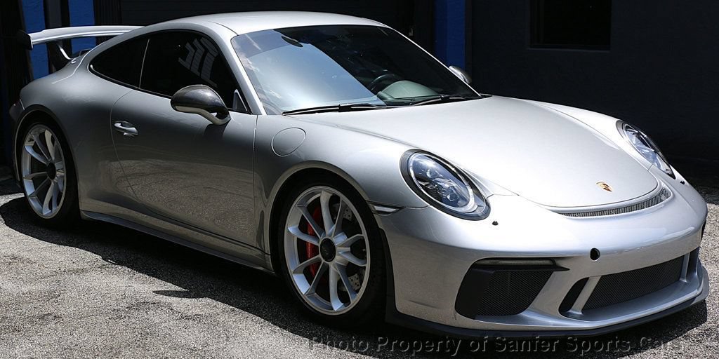 Used 2018 Porsche 911 GT3 w/ Sport Chrono Package RWD image 3