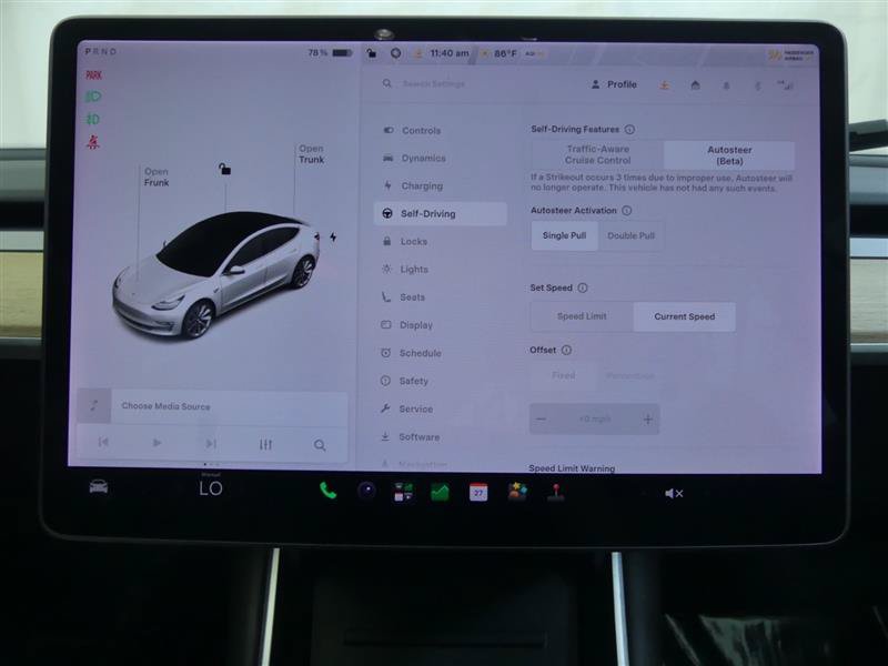 Used 2018 Tesla Model 3 Long Range RWD image 14
