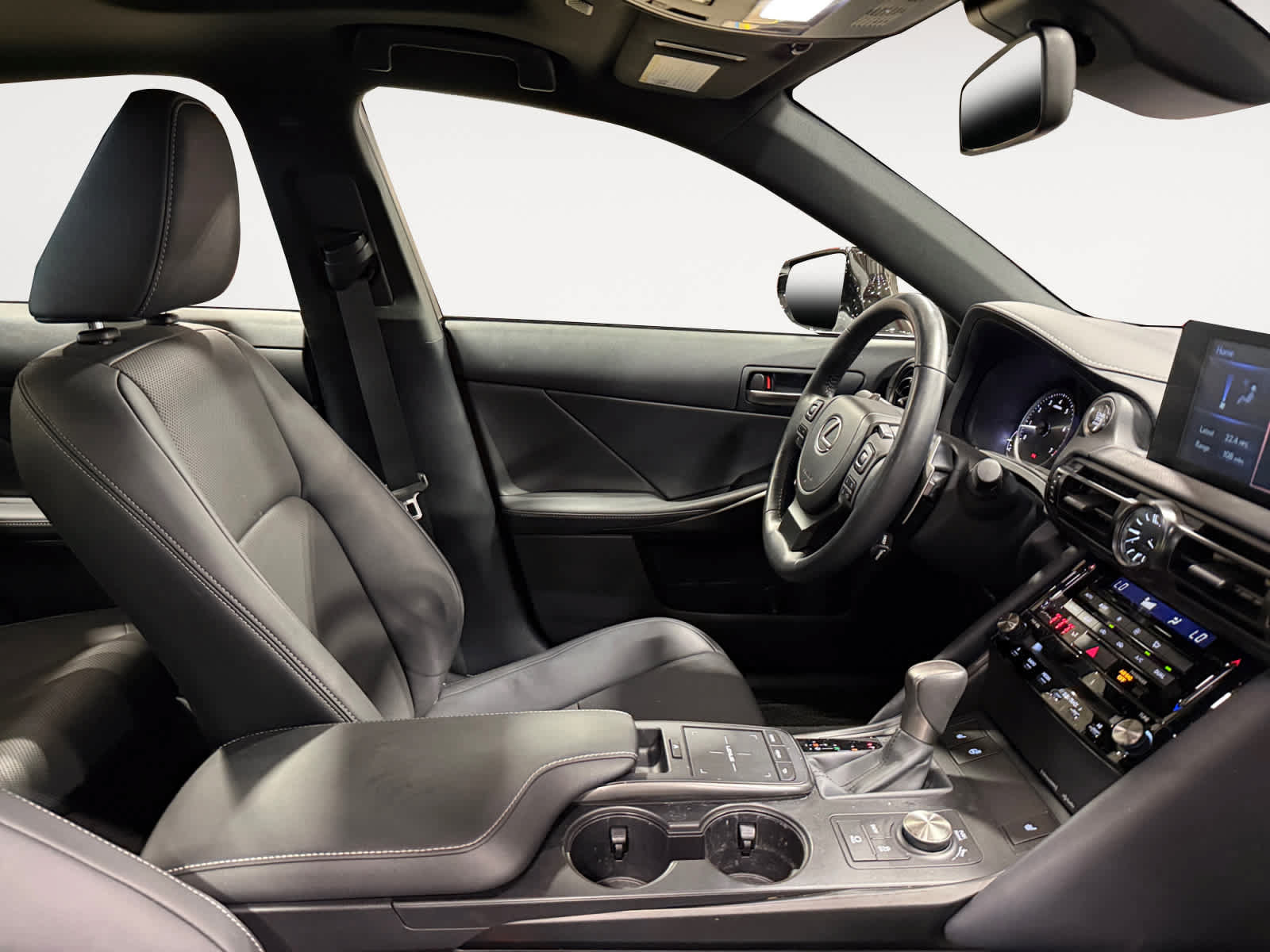 Used 2025 Lexus IS 350 F Sport w/ Accessory Package 2 RWD image 16